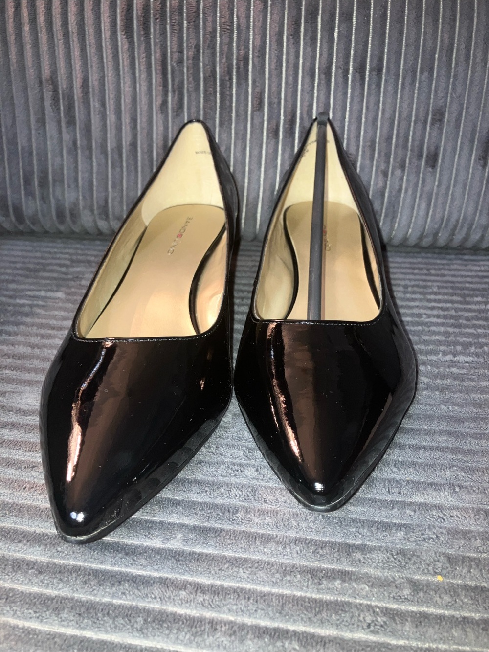 Bandolino Yara Black Patent Pointed Wedge Pumps - Picture 3 of 7